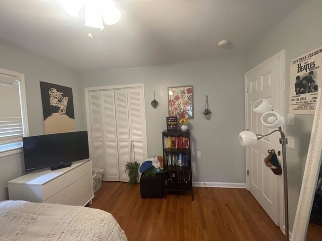 Building Photo - 107 Strode Cir