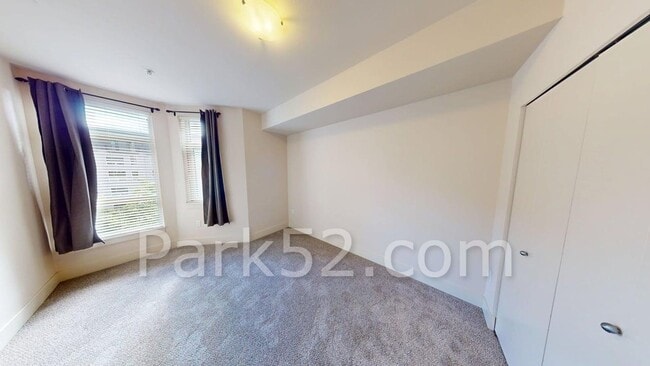 Building Photo - $250 Discount!! 1 Bedroom Condo in Downtow...