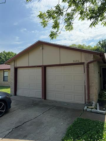 Building Photo - 1606 Dove Dr