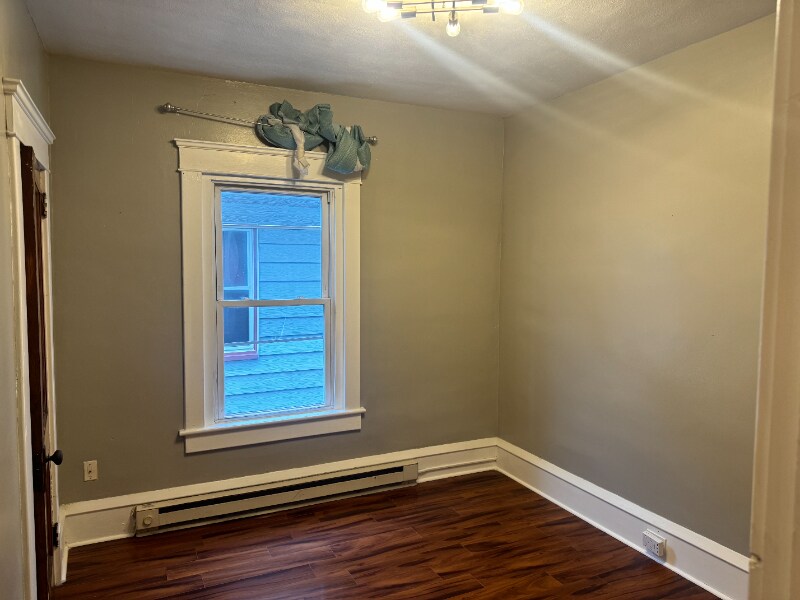 Building Photo - 437 Elm Ave