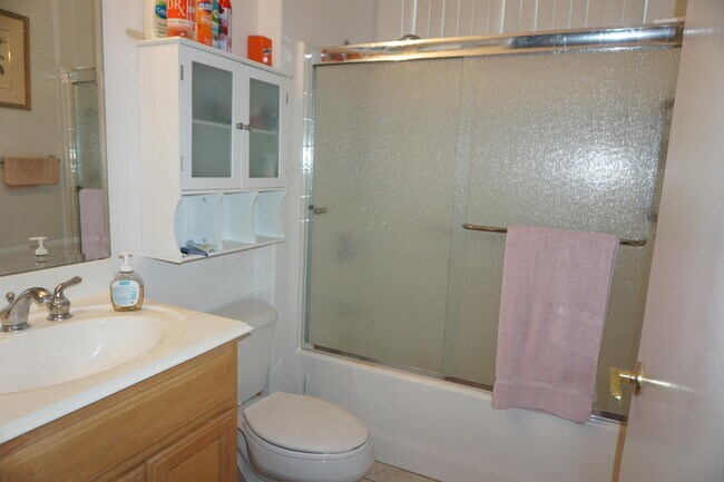 Building Photo - 78984 Spirito Ct