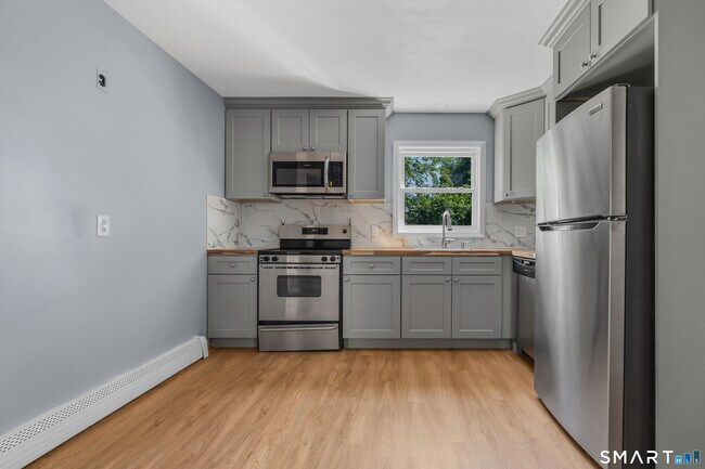 Building Photo - 509 Westfield Ave