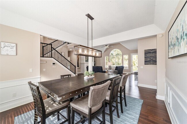 Building Photo - 1706 SW 27th St