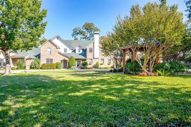 Building Photo - 5882 Pecan Chase
