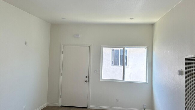 Building Photo - LA9521