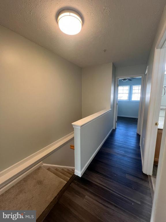 Building Photo - 2579 Blue Water Blvd