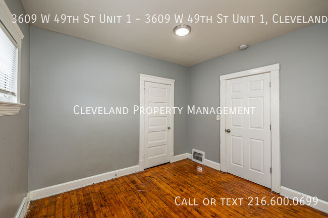 Building Photo - Renovated West Cleveland Duplex