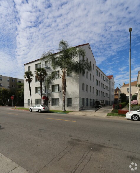 Building Photo - 475 S. New Hampshire Ave.