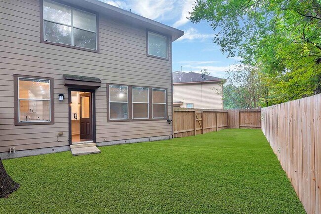 Building Photo - 131 Gallery Cove Ct