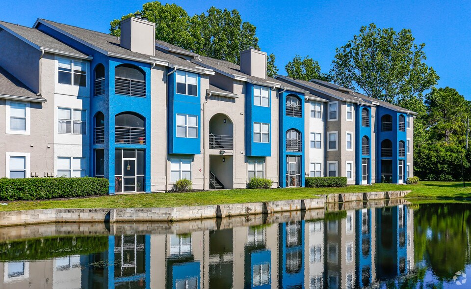 Radius Winter Park Casselberry, FL Apartment Finder