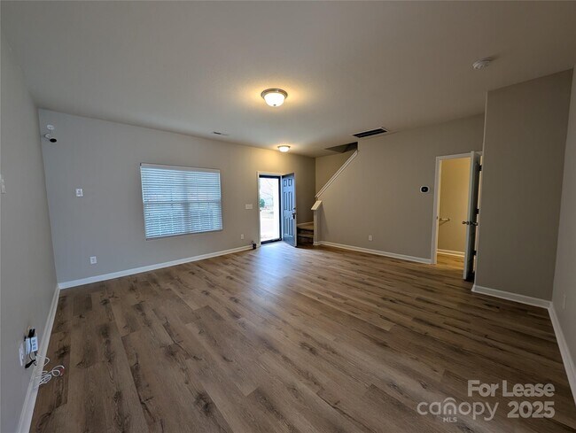 Building Photo - 8419 Candlenut Ln