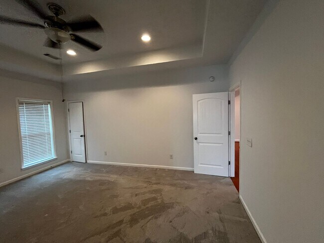 Building Photo - New to the Market! Welcome Home!