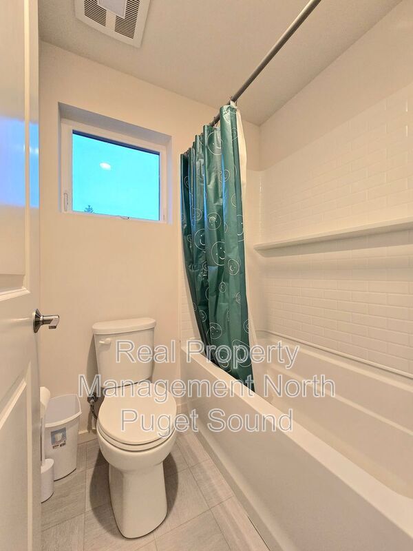 Building Photo - 17417 W Main St