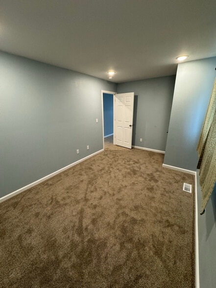 Building Photo - 1838 Phillips Ave