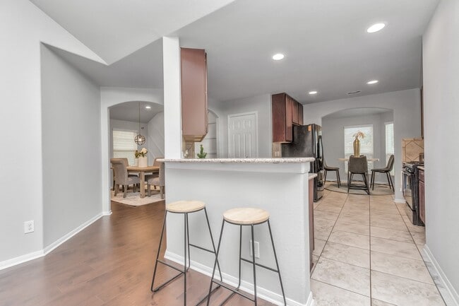 Building Photo - 2411 Zephyr Ln