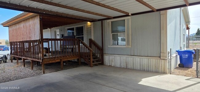 Building Photo - 855 W Picacho Ave