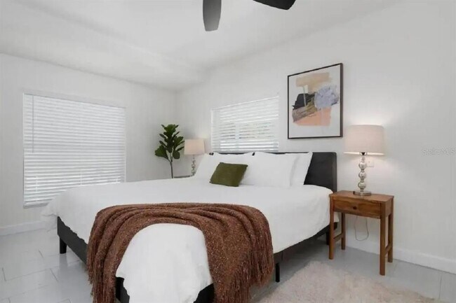 Building Photo - 2539 Trinidad St