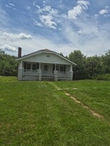 Building Photo - 3235 Rock Creek Rd