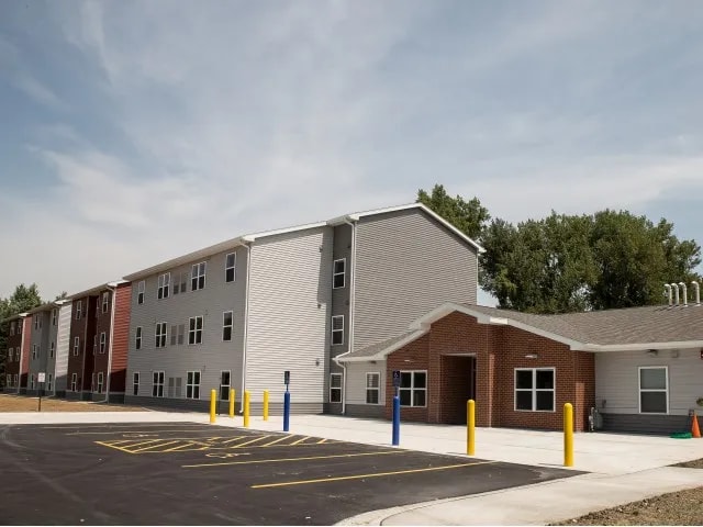 Building Photo - 780 N Crailsheim Rd