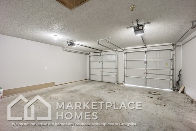 Building Photo - 601 Cass Rd