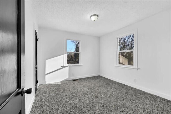Building Photo - 248 Caldwell Ln