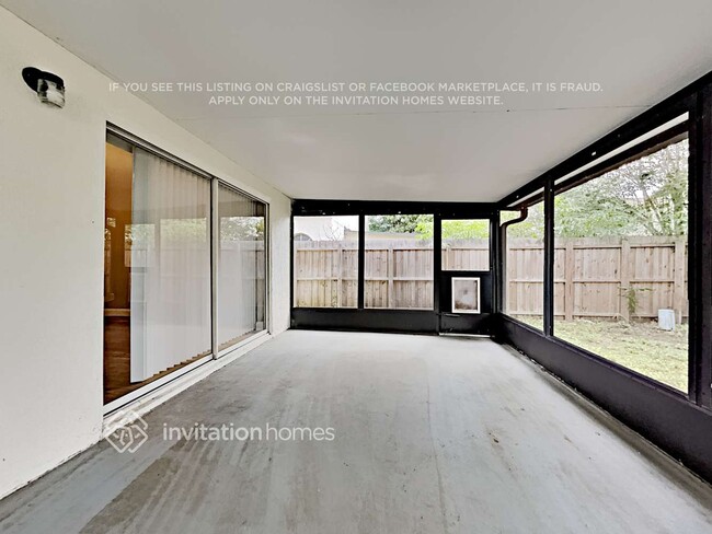 Building Photo - 2108 Crosshair Cir