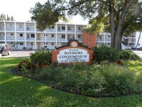 Building Photo - 2531 Flamingo Blvd