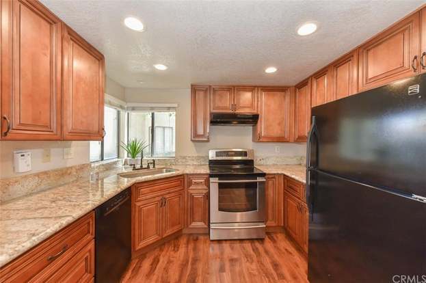 Building Photo - 22757 Lakeway Dr