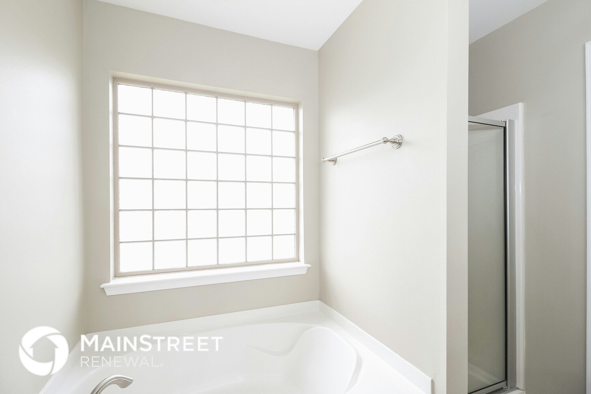 Building Photo - 2942 Mirasol Ct