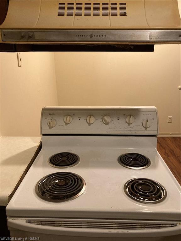 Building Photo - 220 May Ave