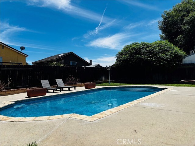 Building Photo - 14108 Travers Dr