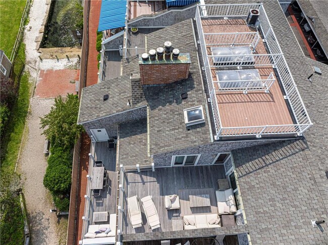 Building Photo - 31 Coddington Wharf