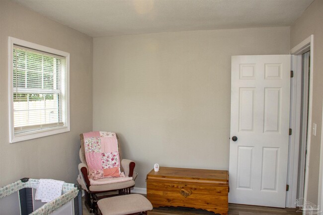 Building Photo - 5357 Locklin Ave