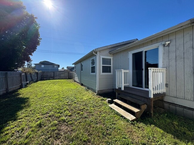 Building Photo - Spacious Myrtletown 4/2 home