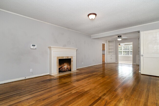 Building Photo - 7802 Morton St