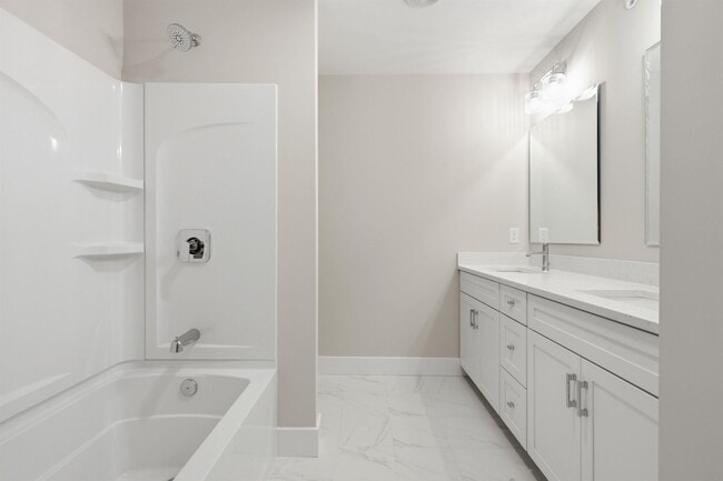 Building Photo - 7 Elise Ave