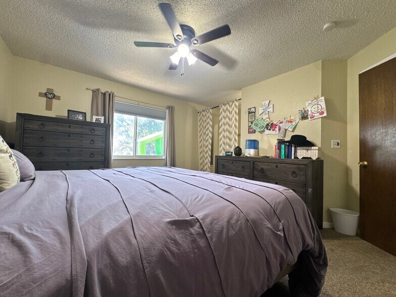 Building Photo - 3685 Deep Haven Dr