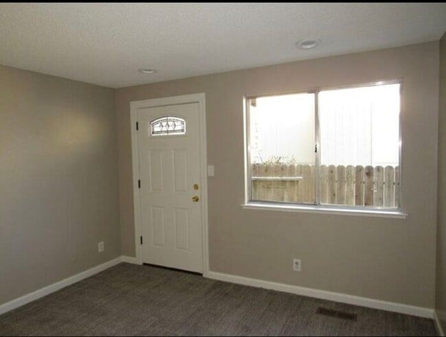 Building Photo - 1791 Albright Ct