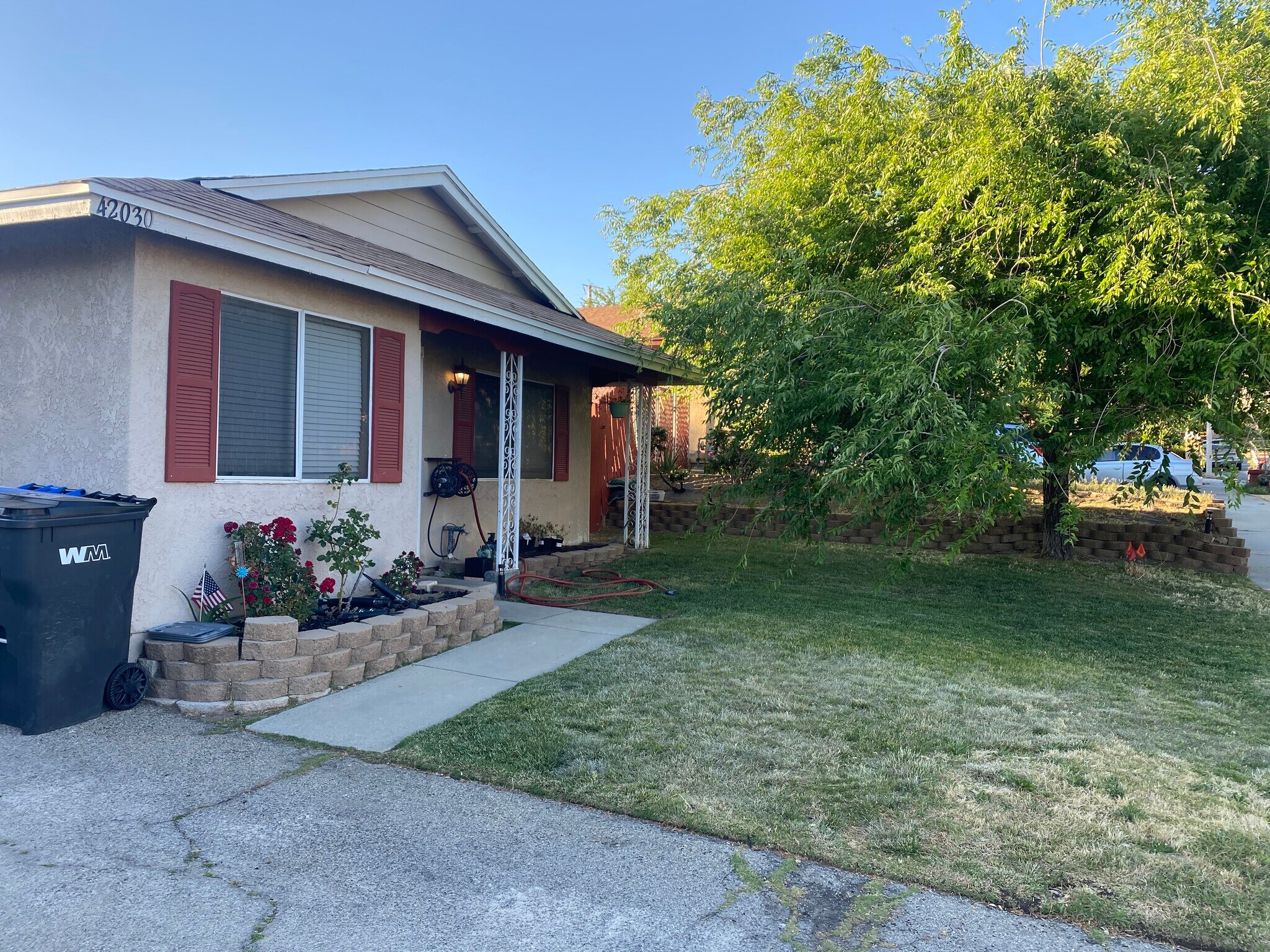 Building Photo - 42030 Blueflax Ave
