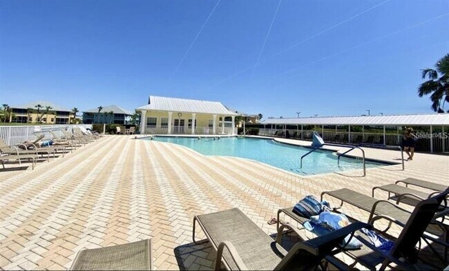 Building Photo - 2080 Willow Hammock Cir