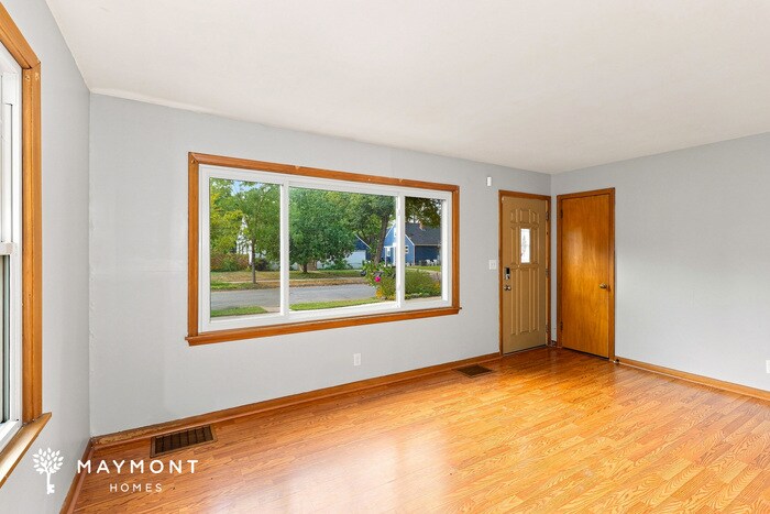 Building Photo - 4918 N Morgan Ave
