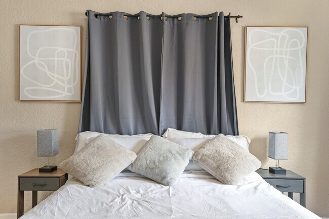 Building Photo - 3410 N 11th St