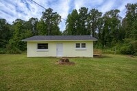 Building Photo - Charming 2-Bedroom Home for Rent