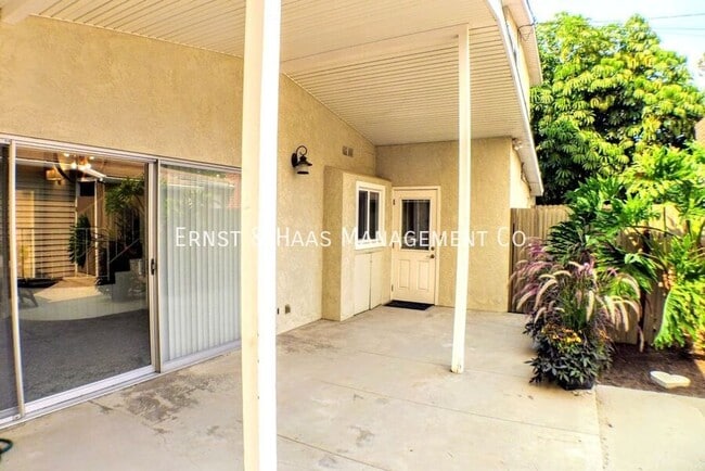Building Photo - 3700 Weston Pl