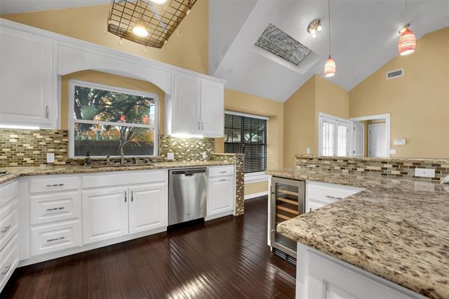 Building Photo - 3410 Ridge Oak Dr