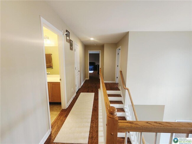 Building Photo - 8858 Pathfinder Rd
