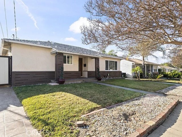 Building Photo - 8315 Valecrest Dr