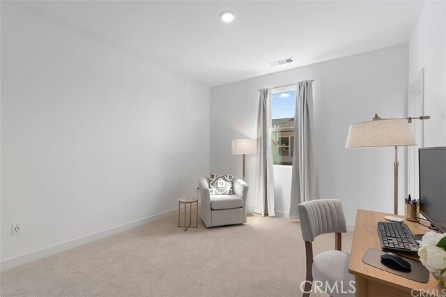 Building Photo - 426 Palermo