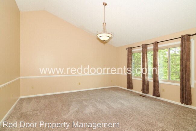 Building Photo - 4 br, 2.5 bath House - 12854 Fleetwood Drive