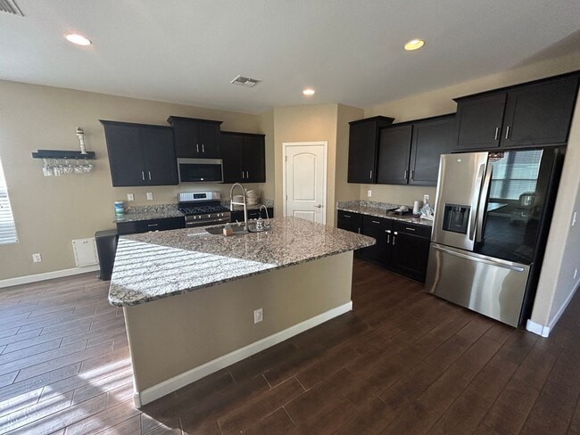 Building Photo - 26105 N 137th Ln